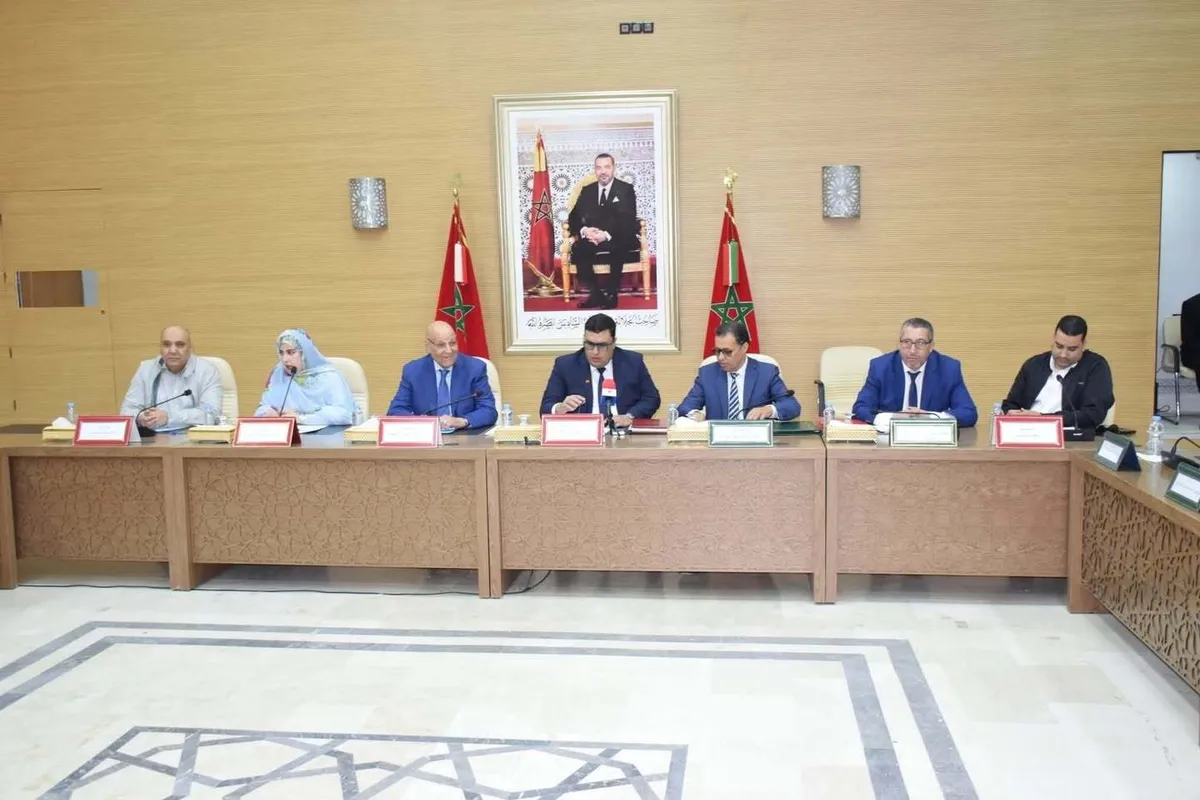 المدير العام للشركة الجهوية متعددة الخدمات يشارك في الدورة العادية لمجموعة الجماعات الترابية العيون–الساقية الحمراء للتوزيع
